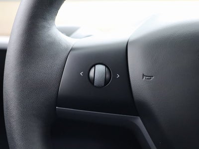 2024 Tesla Model Y Long Range AWD