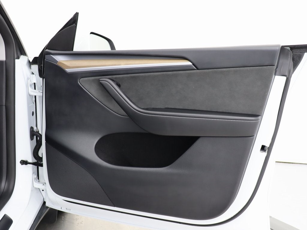 2024 Tesla Model Y Long Range AWD