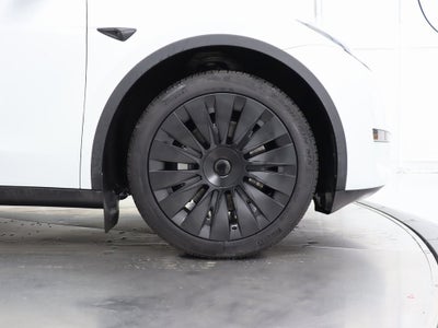 2024 Tesla Model Y Long Range AWD