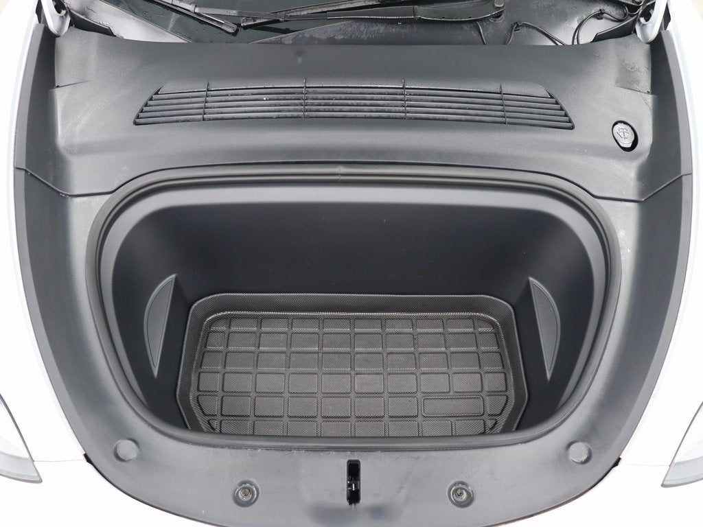 2024 Tesla Model Y Long Range AWD