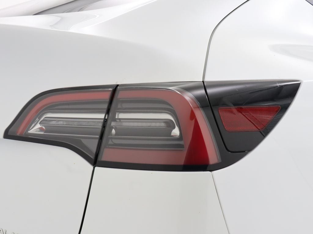 2023 Tesla Model Y Long Range AWD Navigation