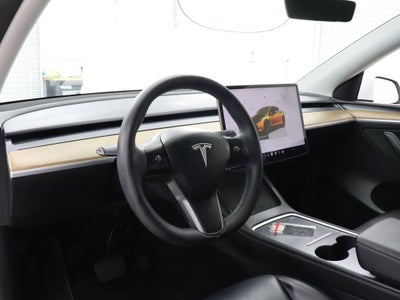 2023 Tesla Model Y Long Range AWD Navigation