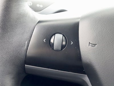 2023 Tesla Model Y Long Range AWD Navigation