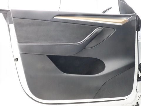 2023 Tesla Model Y Long Range AWD Navigation