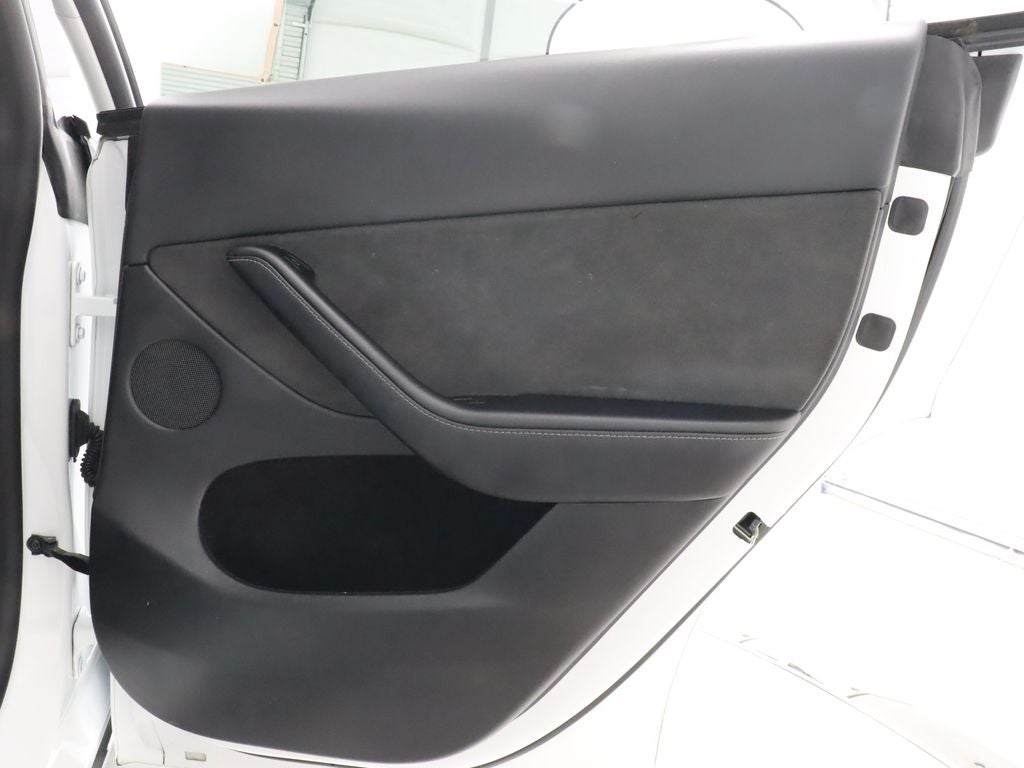 2023 Tesla Model Y Long Range AWD Navigation