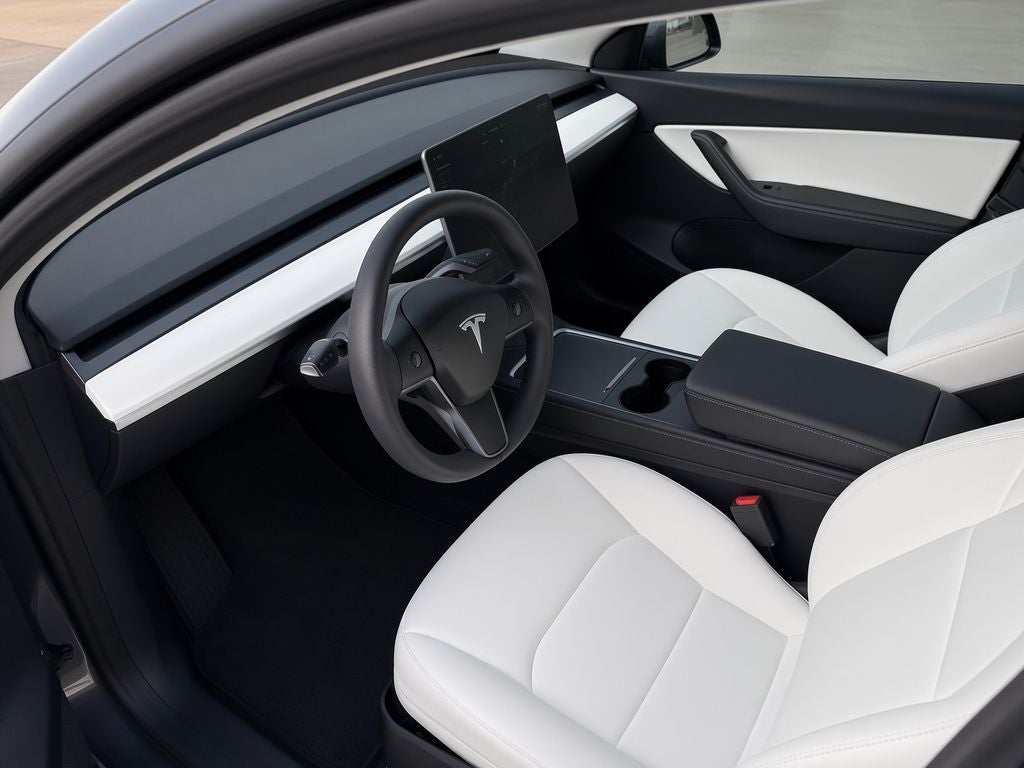 2022 Tesla Model Y Long Range AWD Navigation