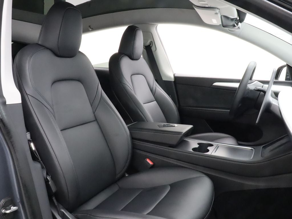 2023 Tesla Model Y Long Range AWD Navigation