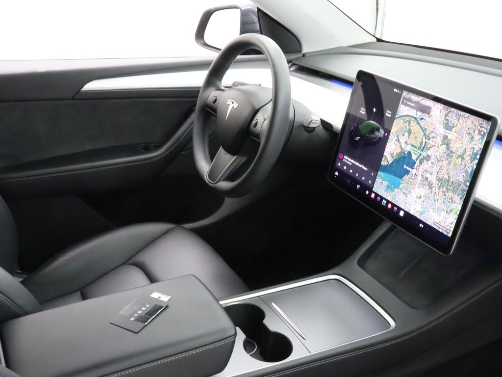 2023 Tesla Model Y Long Range AWD Navigation