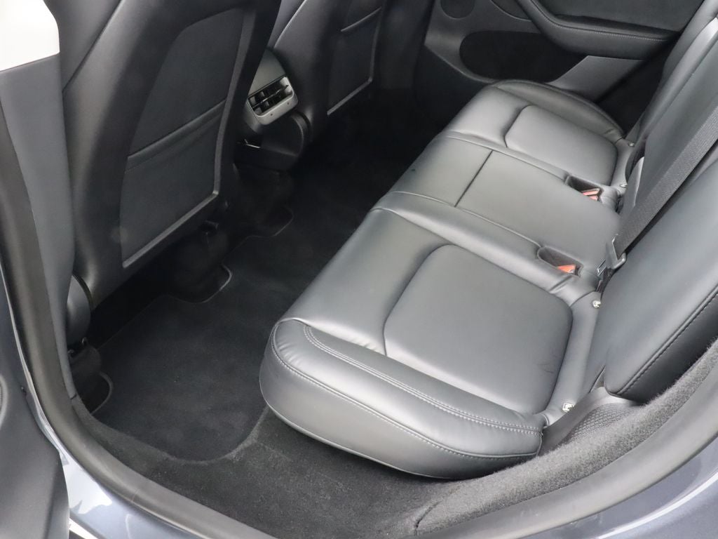2023 Tesla Model Y Long Range AWD Navigation