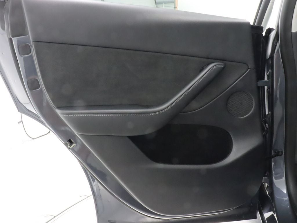 2023 Tesla Model Y Long Range AWD Navigation