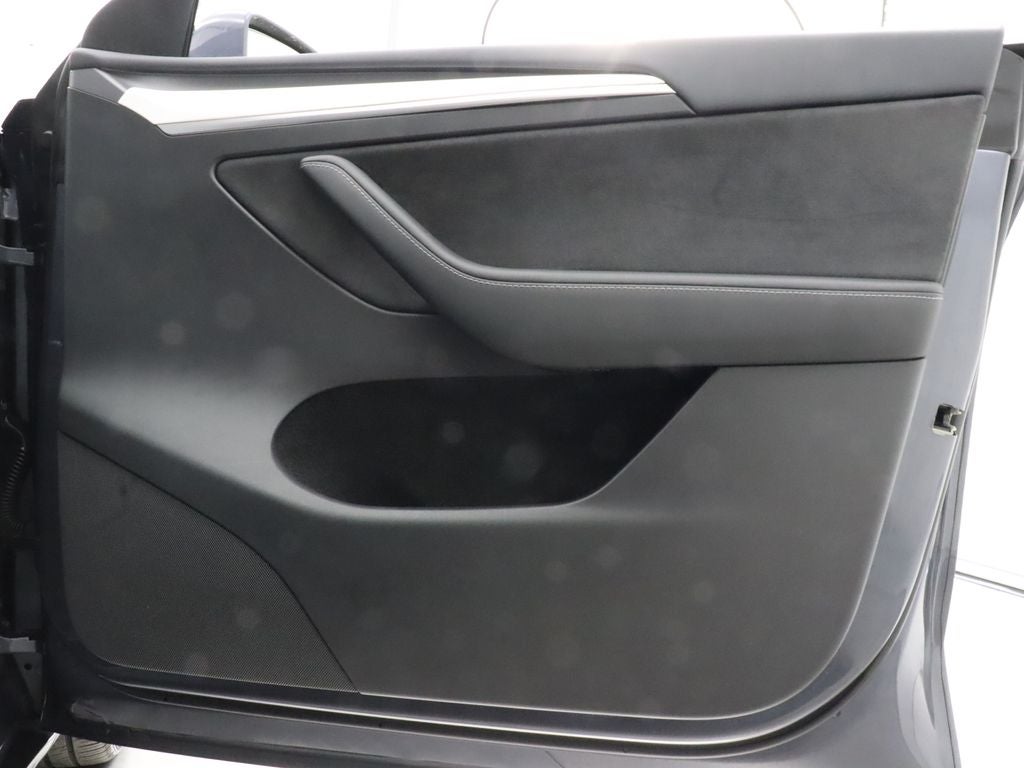 2023 Tesla Model Y Long Range AWD Navigation