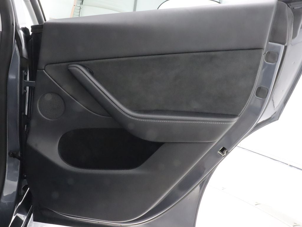 2023 Tesla Model Y Long Range AWD Navigation