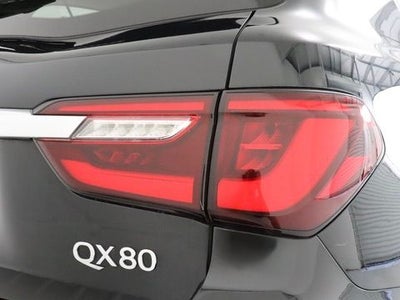 2021 INFINITI QX80 LUXE