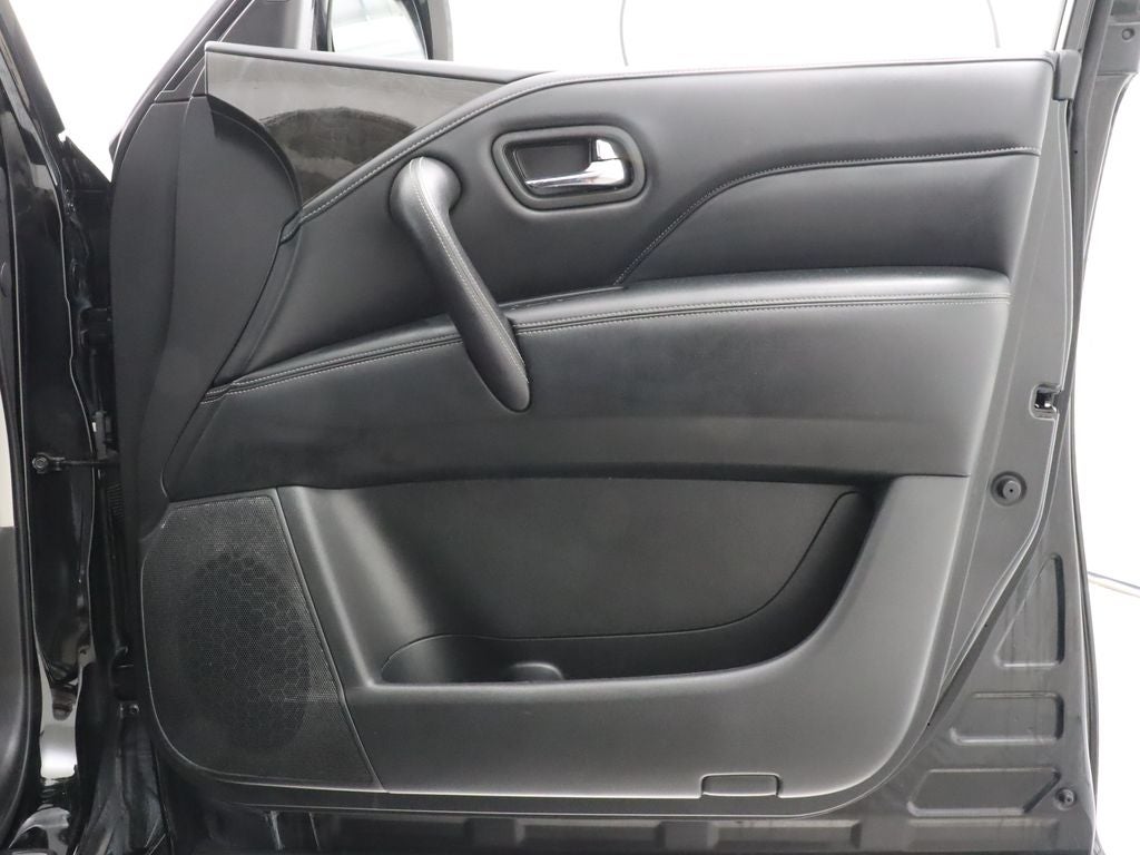 2021 INFINITI QX80 LUXE