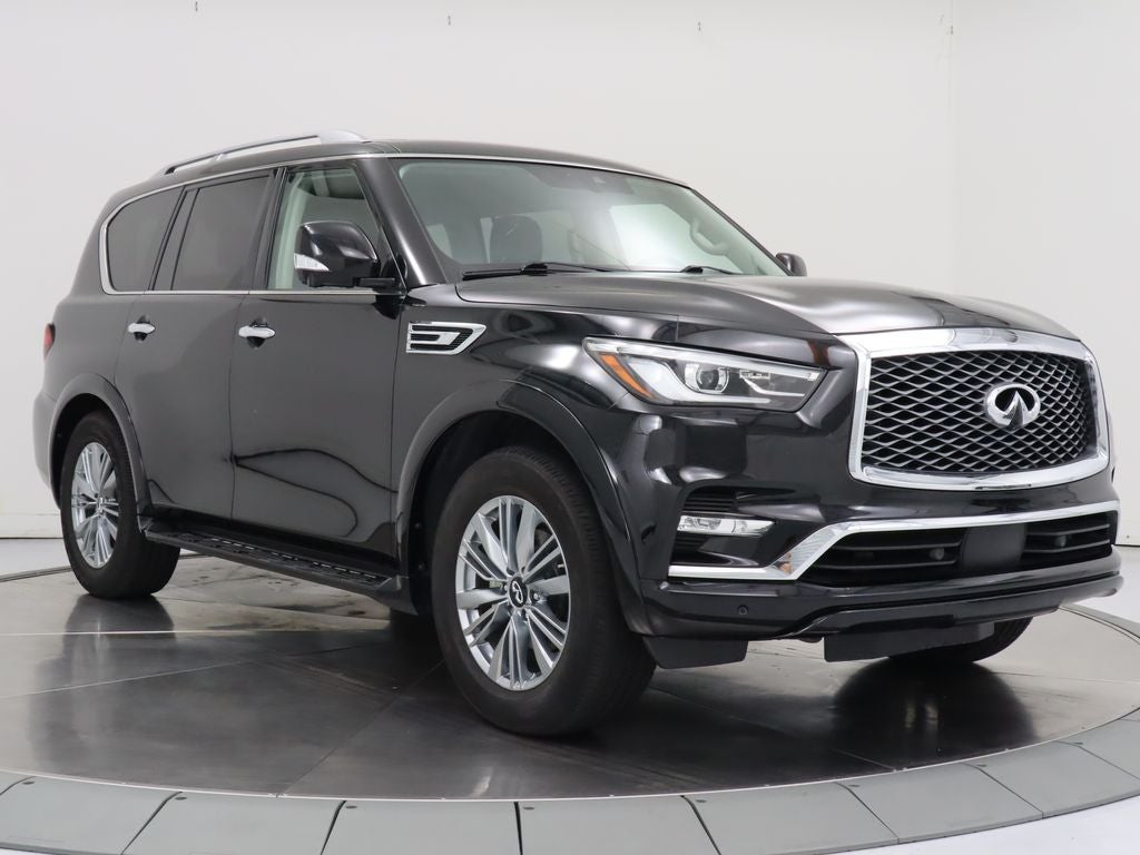 2021 INFINITI QX80 LUXE