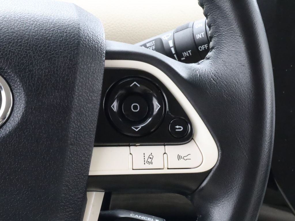 2018 Toyota Prius Three Navigation