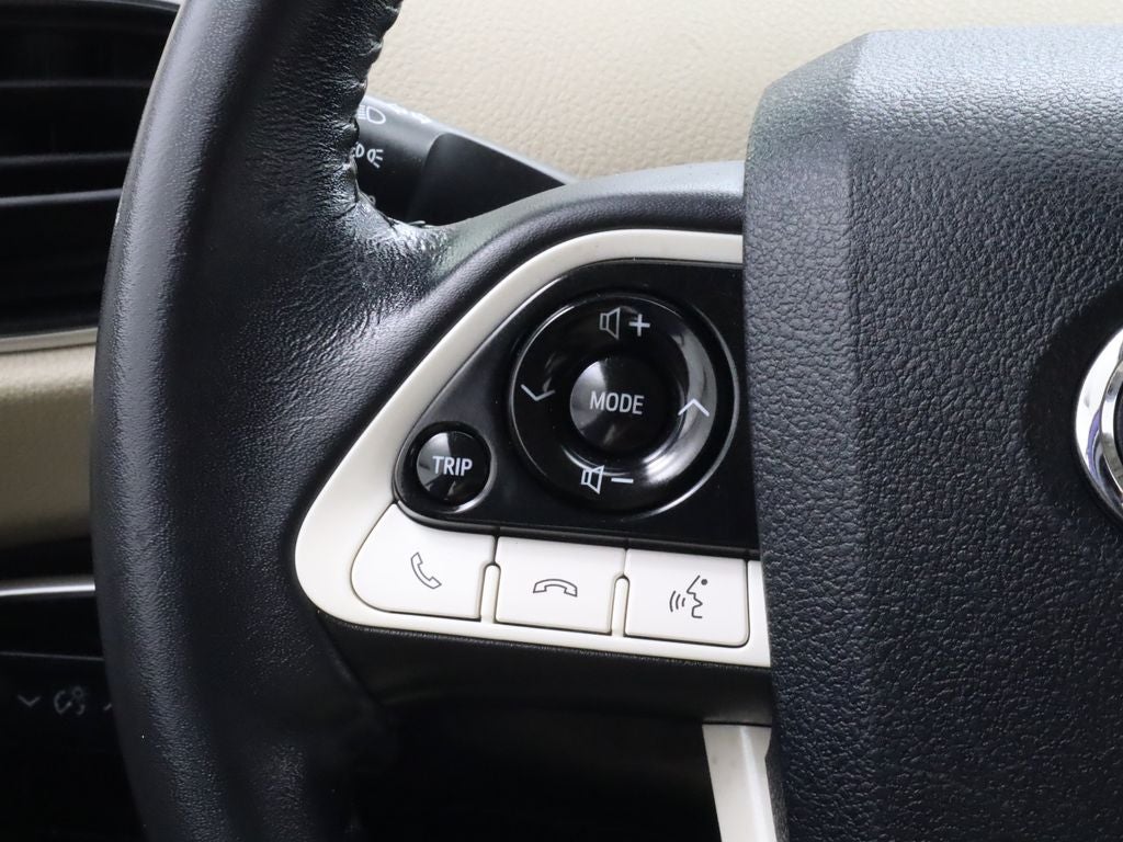 2018 Toyota Prius Three Navigation