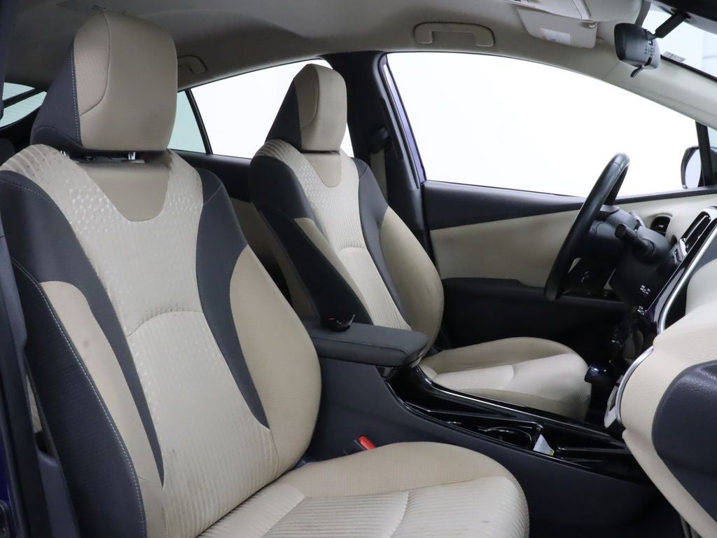 2018 Toyota Prius Three Navigation
