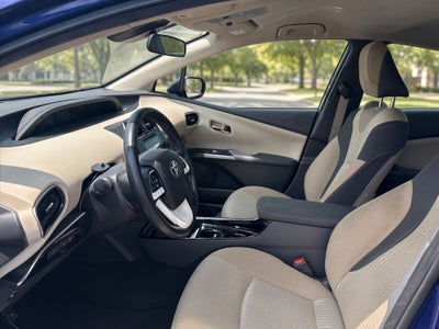 2018 Toyota Prius Three Navigation