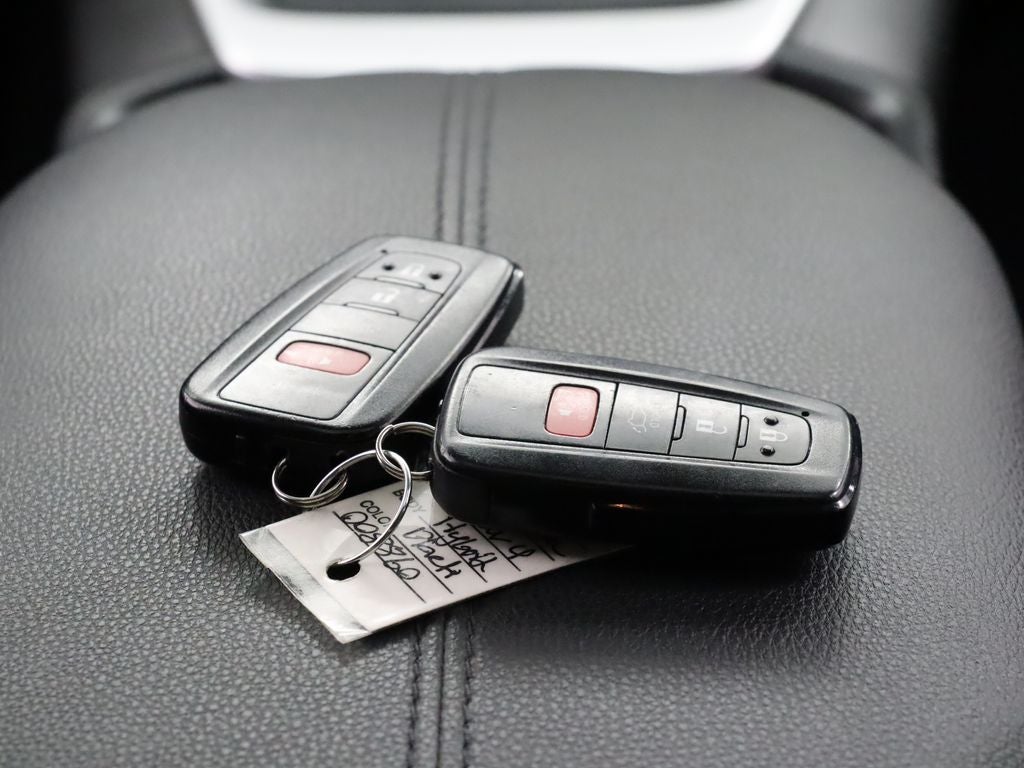 2021 Toyota RAV4 Hybrid XSE AWD Navigation
