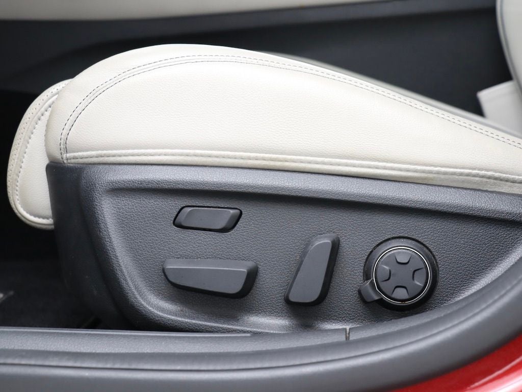 2022 Genesis G70 3.3T Navigation