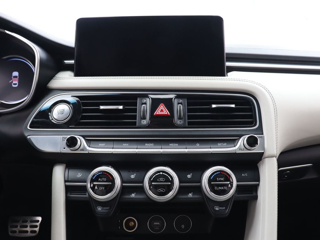 2022 Genesis G70 3.3T Navigation