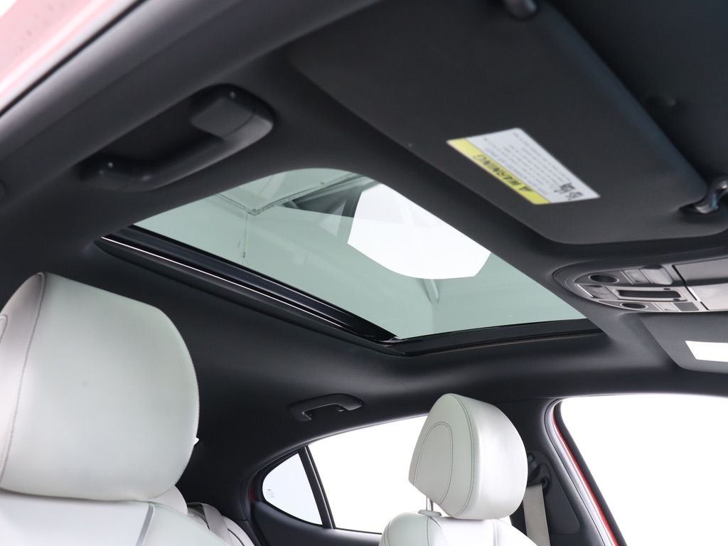 2022 Genesis G70 3.3T Navigation