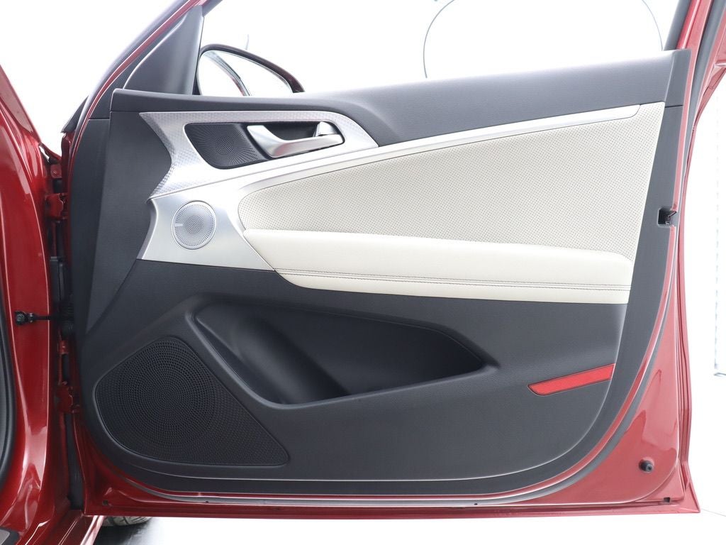 2022 Genesis G70 3.3T Navigation