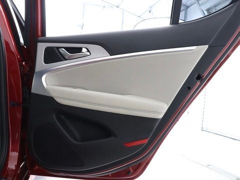 2022 Genesis G70 3.3T Navigation