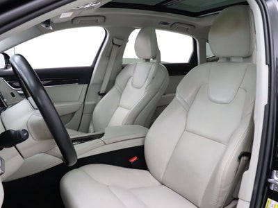 2018 Volvo S90 T5 Momentum AWD Navigation