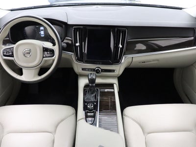 2018 Volvo S90 T5 Momentum AWD Navigation