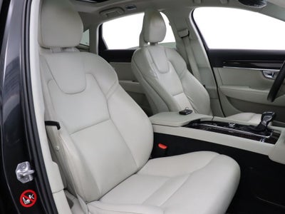 2018 Volvo S90 T5 Momentum AWD Navigation