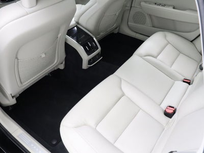 2018 Volvo S90 T5 Momentum AWD Navigation