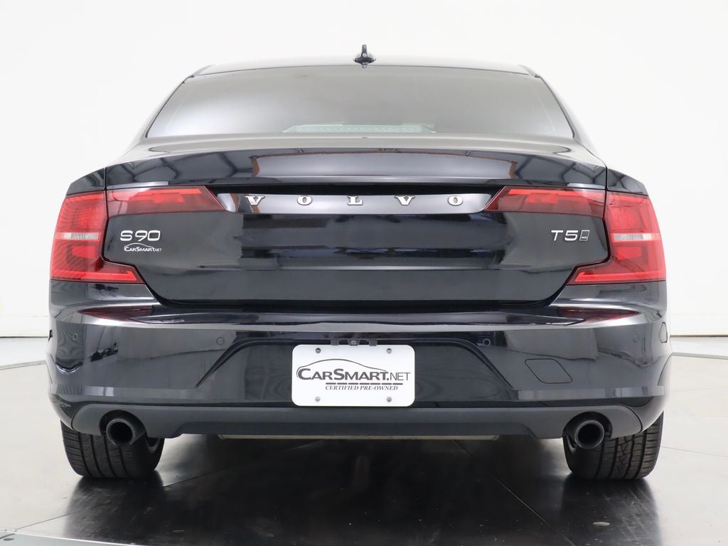 2018 Volvo S90 T5 Momentum AWD Navigation