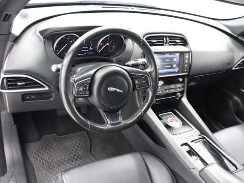 2018 Jaguar F-PACE 35t Premium AWD Navigation