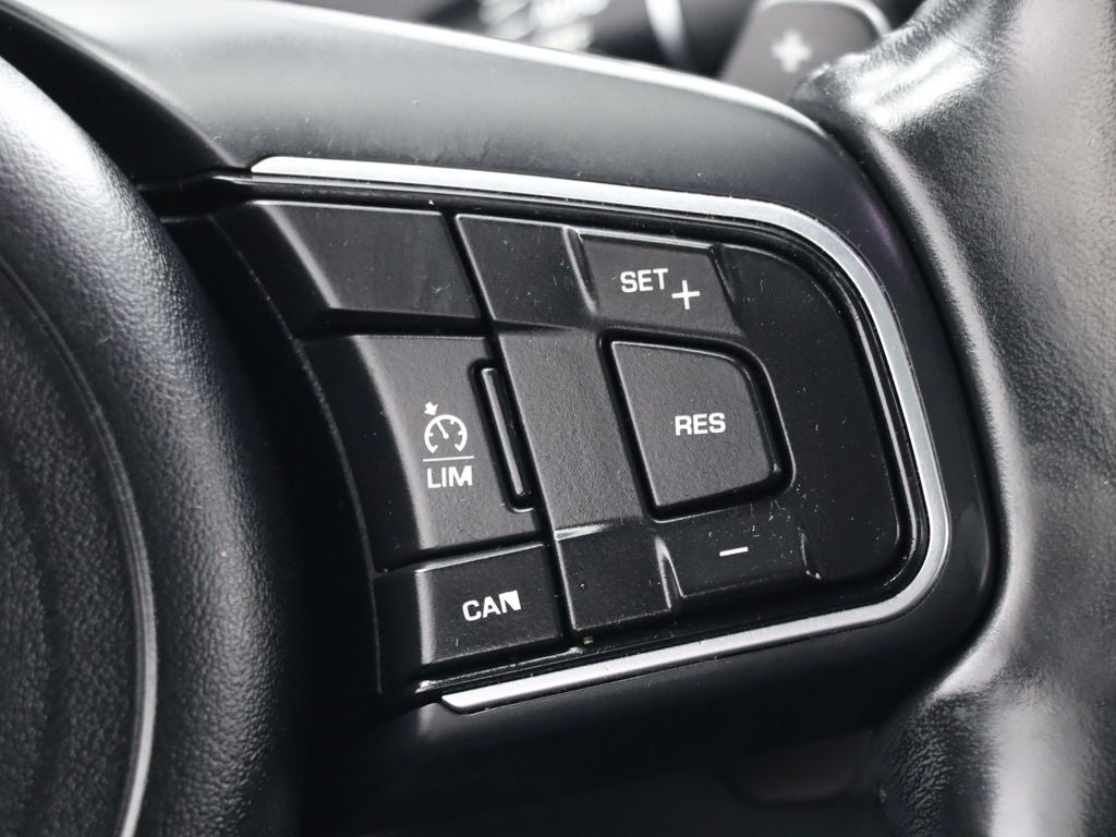 2018 Jaguar F-PACE 35t Premium AWD Navigation