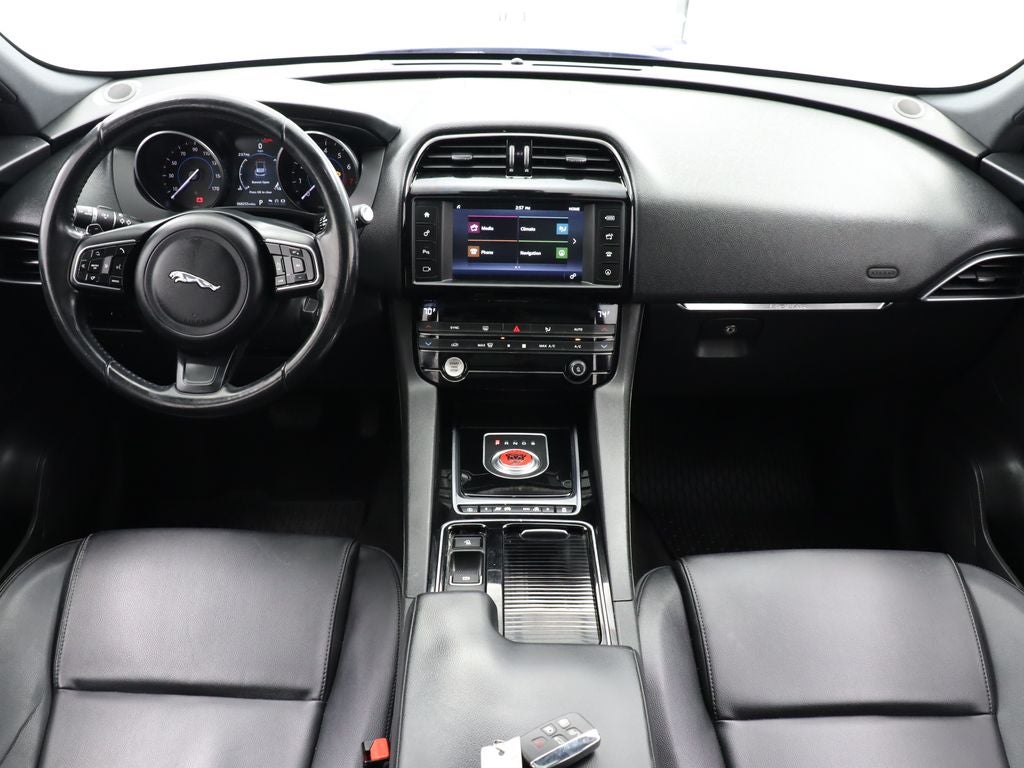 2018 Jaguar F-PACE 35t Premium AWD Navigation