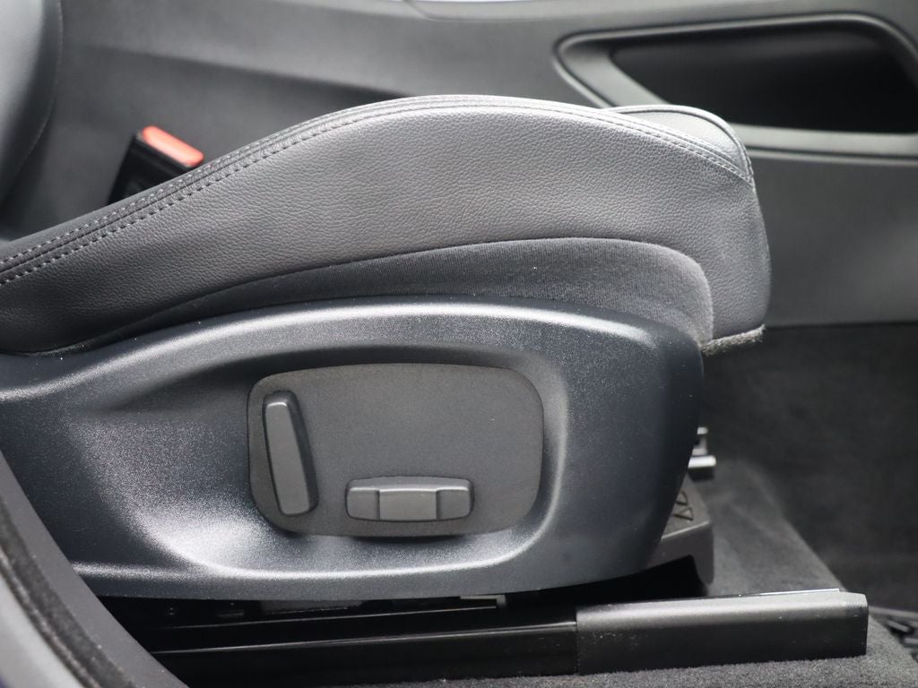 2018 Jaguar F-PACE 35t Premium AWD Navigation