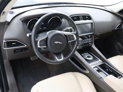 2019 Jaguar F-PACE 30t Prestige AWD Navigation