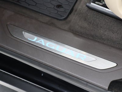 2019 Jaguar F-PACE 30t Prestige AWD Navigation