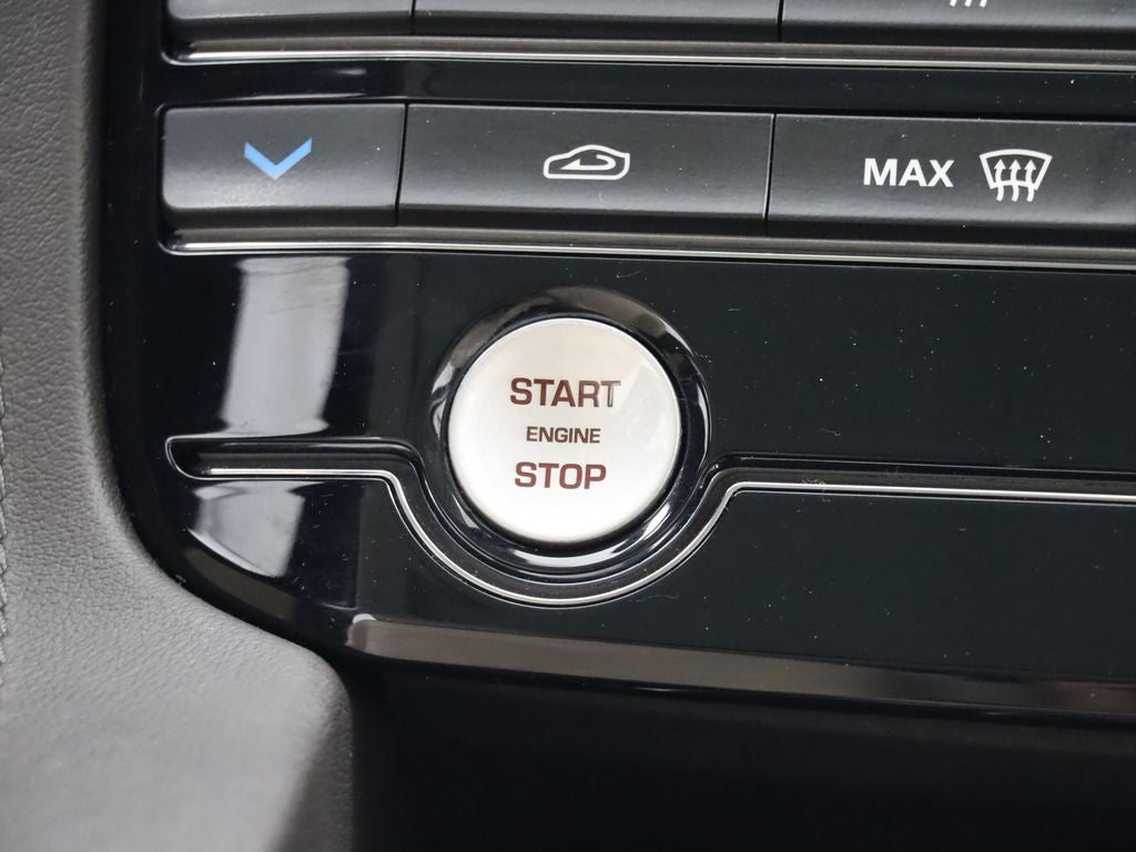 2019 Jaguar F-PACE 30t Prestige AWD Navigation