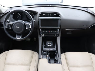 2019 Jaguar F-PACE 30t Prestige AWD Navigation