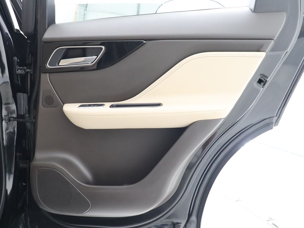 2019 Jaguar F-PACE 30t Prestige AWD Navigation