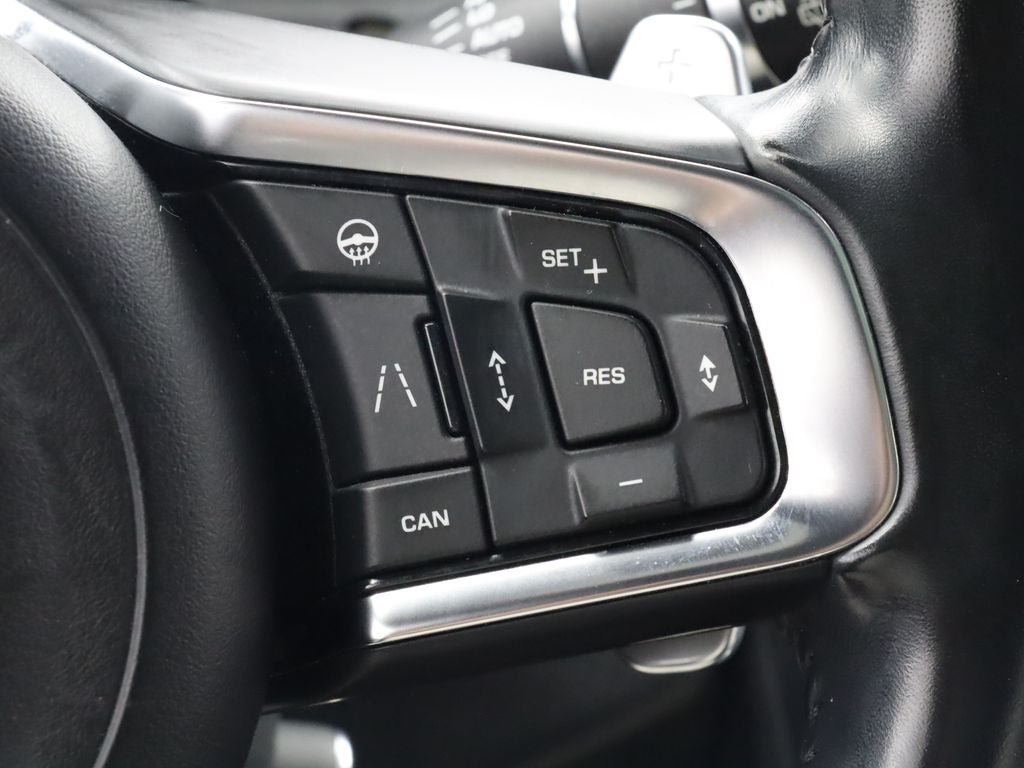 2019 Jaguar F-PACE 25t R-Sport AWD Navigation