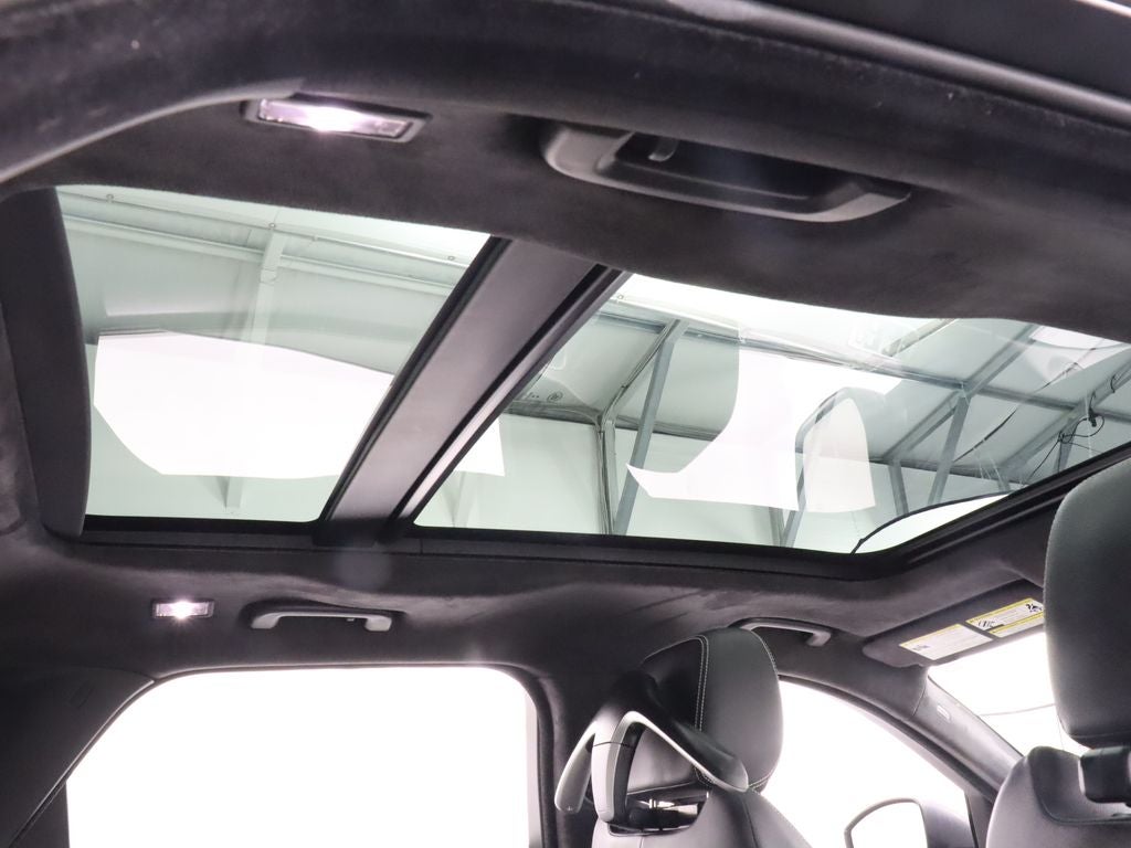 2019 Jaguar F-PACE 25t R-Sport AWD Navigation