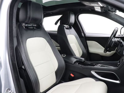 2019 Jaguar F-PACE 25t R-Sport AWD Navigation