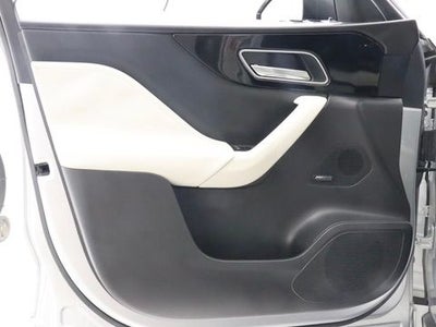 2019 Jaguar F-PACE 25t R-Sport AWD Navigation