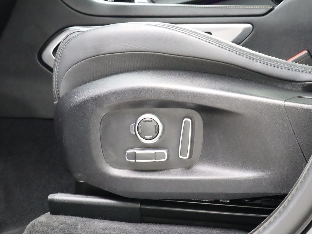2024 Jaguar F-PACE P250 R-Dynamic S AWD Navigation
