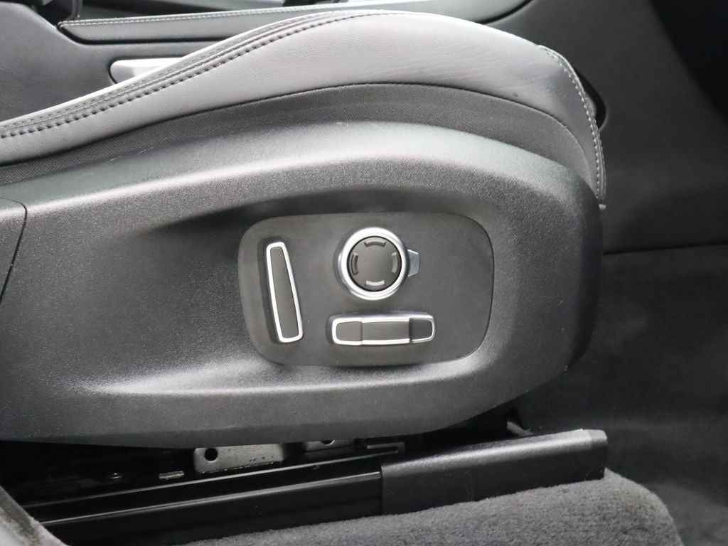 2024 Jaguar F-PACE P250 R-Dynamic S AWD Navigation
