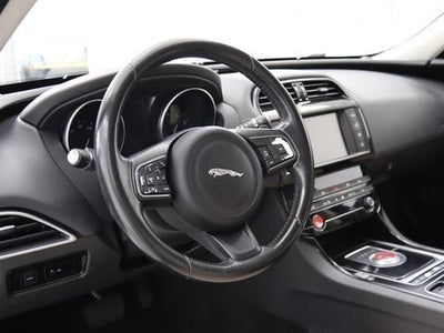 2017 Jaguar XE 25t Premium